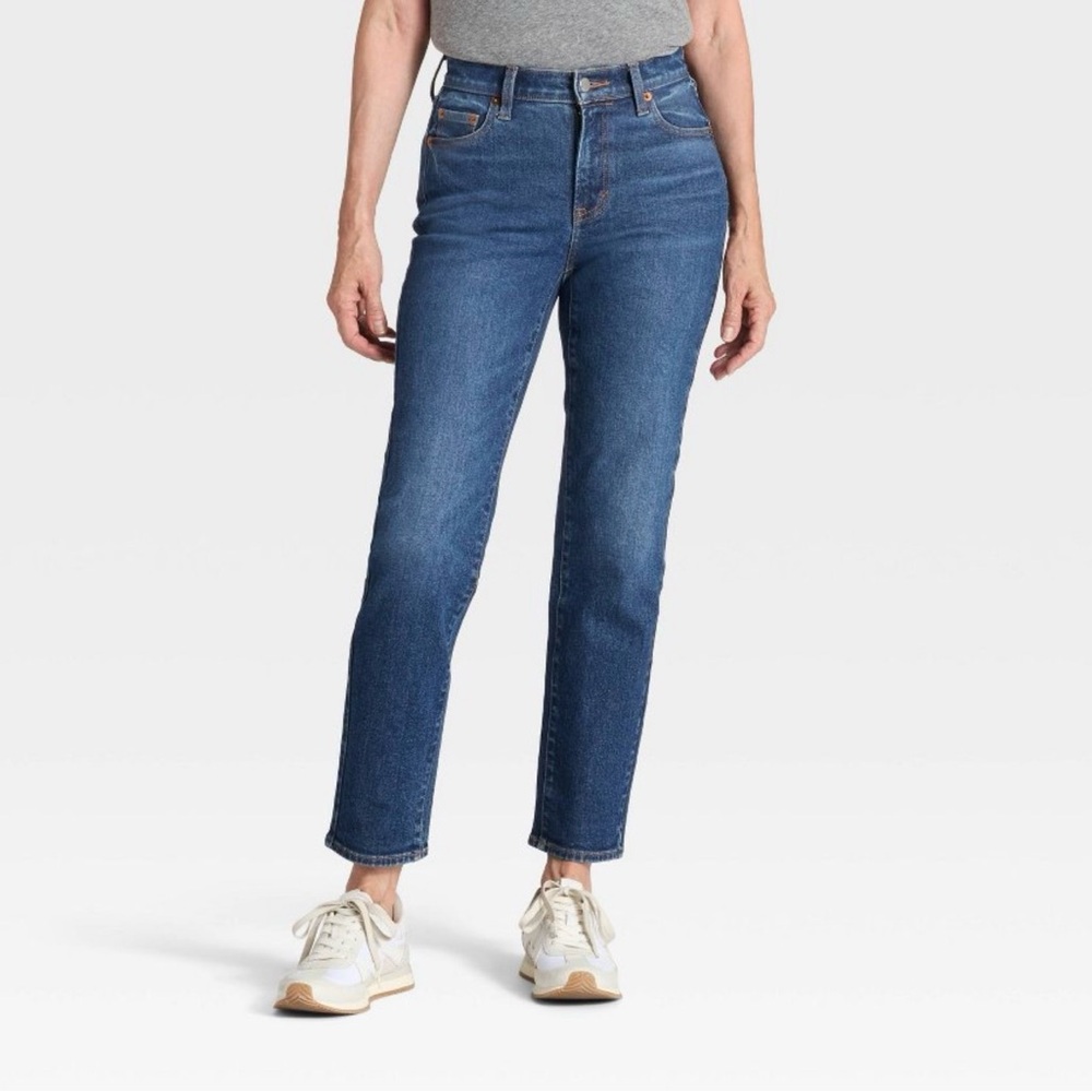 NWT - Sz 8 Short - Universal Thread Mid-Rise 80’s Slim Straight Ankle Jeans